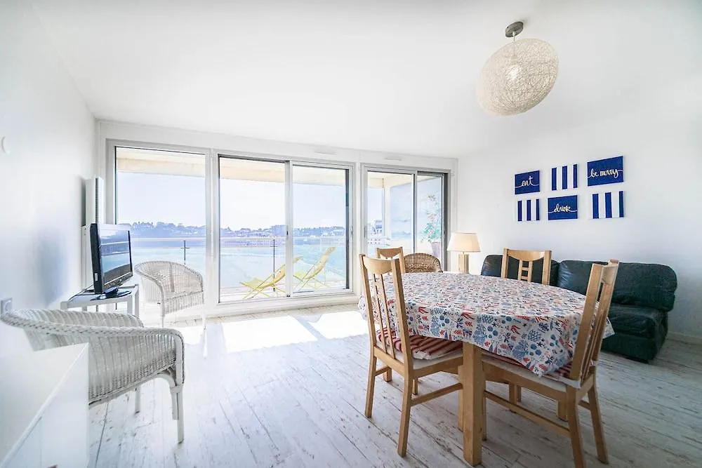 Apartment Residence Le Crystal Dinard